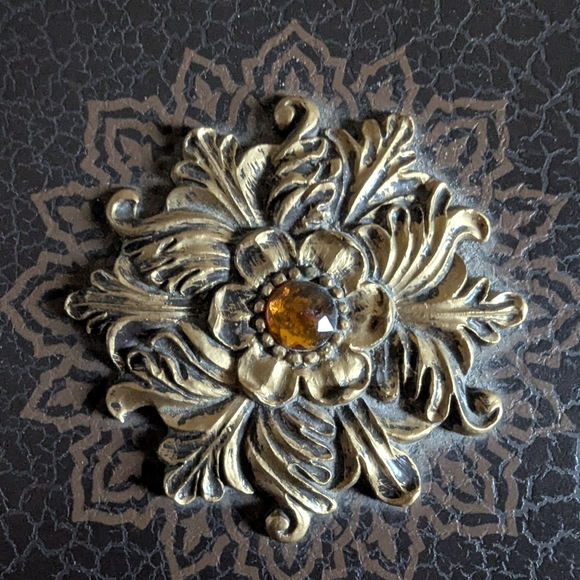 Wooden Embellished Box - Picture 4 of 5